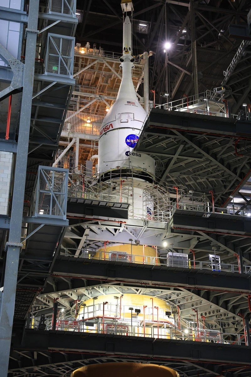 NASA Completes Assembly of SLS Rocket for Moon Mission