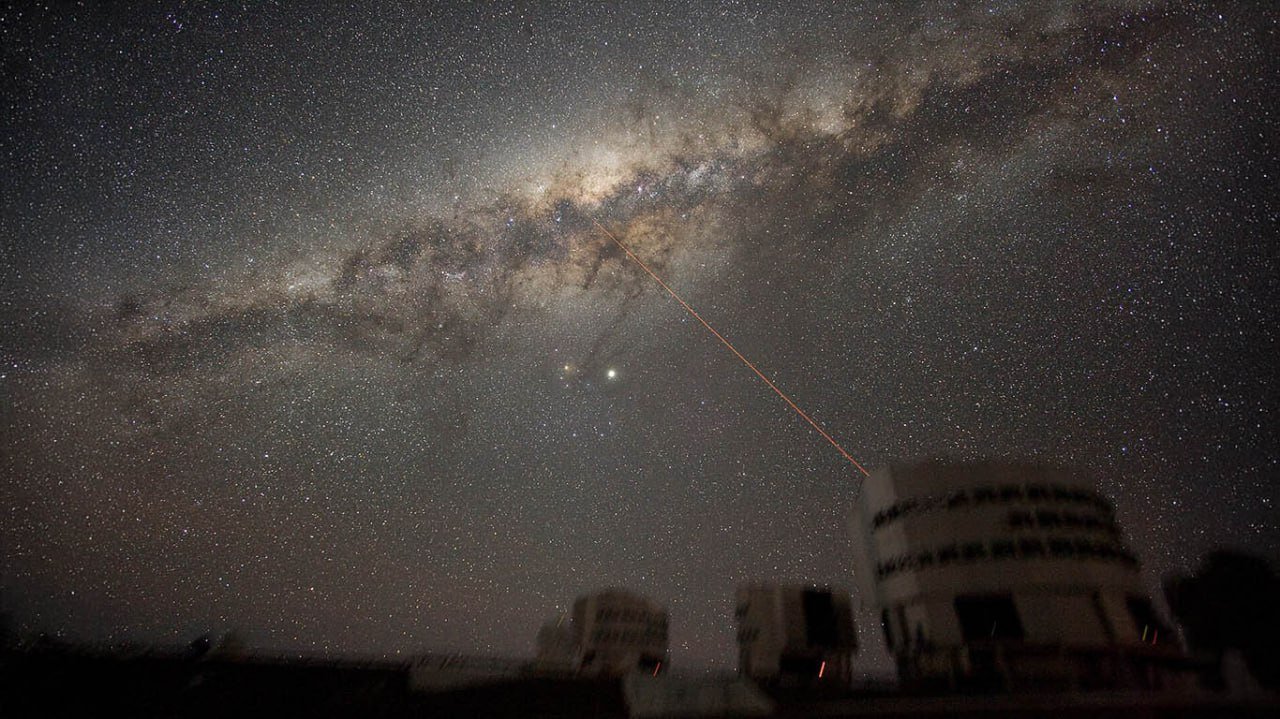 🤖 **ИИ **[**помог смоделировать**](https://prokosmos.ru/2025/11/18/ii-pomog-smodelirovat-mlechnii-put-s-tochnostyu-do-zvezdi?utm_source=telegram&utm_medium=messenger)** Млечный Путь с точностью до звезды**