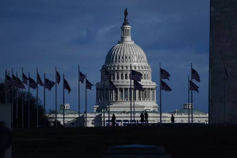 USA on the Brink: Senate Fails Again to Prevent Shutdown
