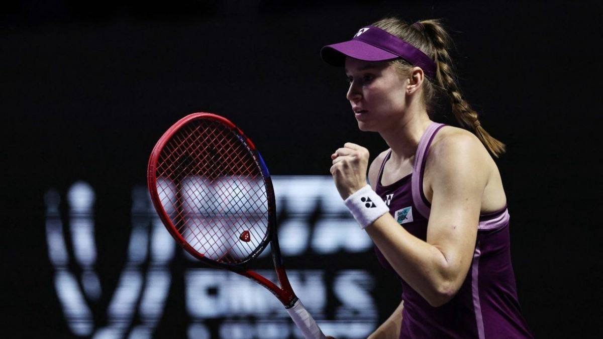 Elena Rybakina Advances to WTA Finals Semifinals with Third Victory