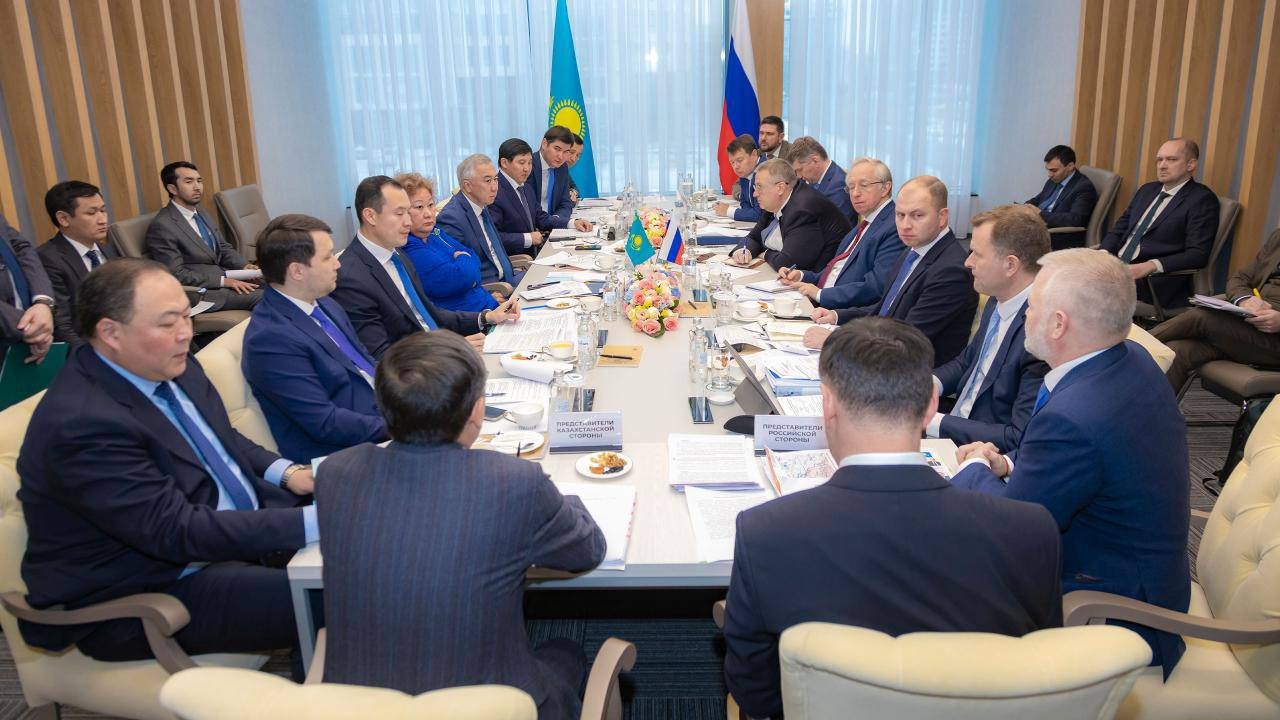 Kazakhstan and Russia Hold Talks on Logistics, Agriculture, and Migration at IPC Meeting
