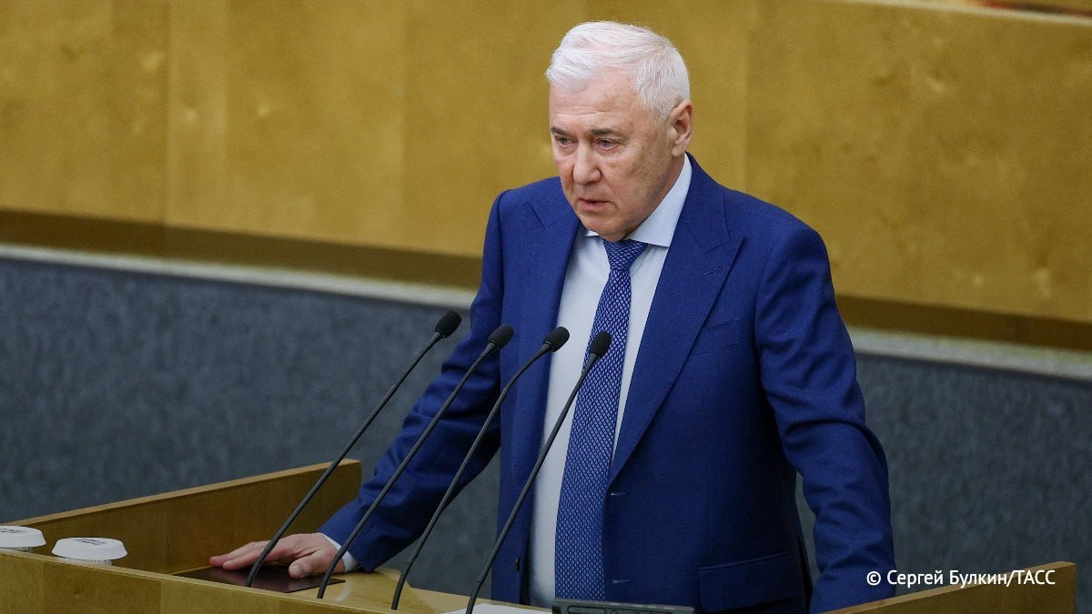 central bank considers 1% rate cut