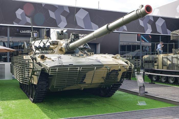 Localized Version of Russian Tank "Sprut-SDM1" Unveiled in India