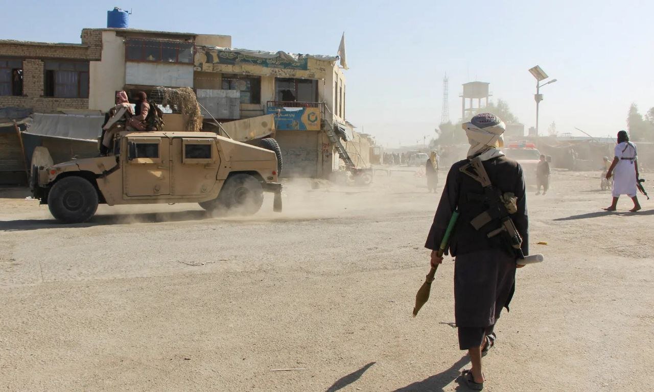 Pakistani Air Force Targets Tehrik-e-Taliban Pakistan Militants in Afghan Province