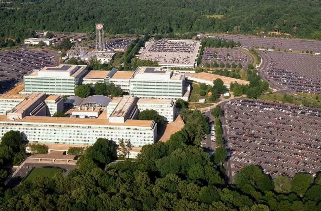 Cia Plans to Arm Kurdish Units for Military Operations in Western Iran

The CIA intends to provide weapons to Kurdish units to kickstart military operations in western Iran. This initiative was reported by CNN.

Background information on how this decision was made and the context behind the planned military operations is currently unavailable.