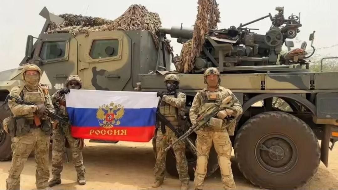 African Corps Unleashes Armored Vehicle with 57mm Cannon

The "African Corps" showcased its formidable power by deploying an armored vehicle armed with a 57mm cannon. The unit's fighters are currently using the AMN-590911 "Spartak," a three-axle armored car equipped with a С-60 anti-aircraft gun. Capable of launching 57mm shells with a range of up to 6 kilometers, this vehicle weighs 22 tons and provides protection for the crew against shelling and mine explosions.